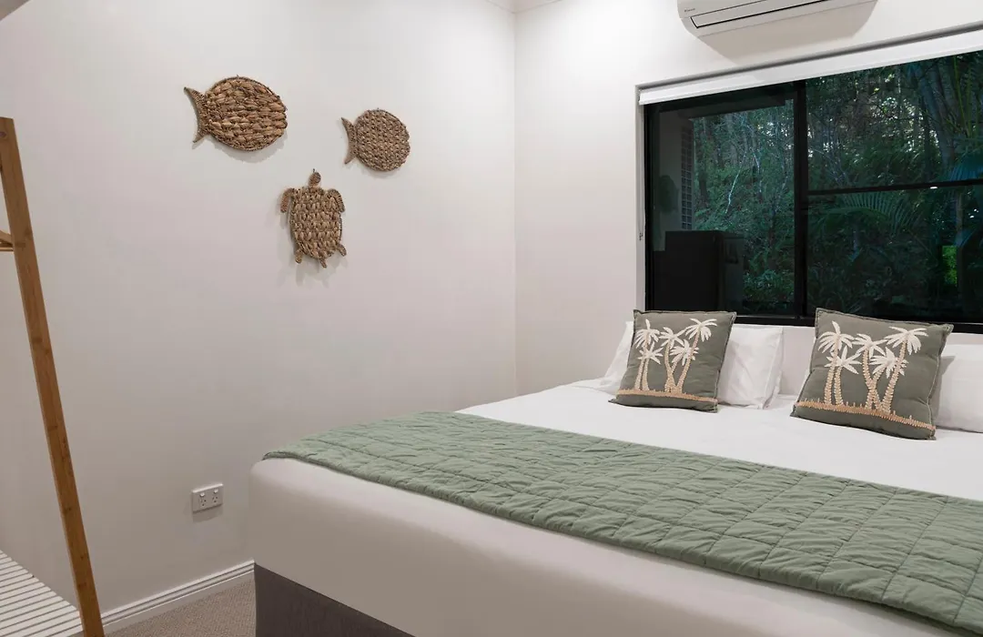 The Palms - By Whitsunday Holidays-1